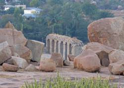 Hampi - Island plateau (Hot Slapper)