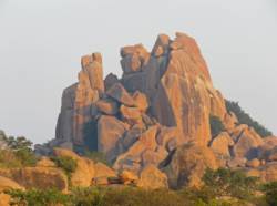 Hampi - Island plateau (Rishimuk Spires)